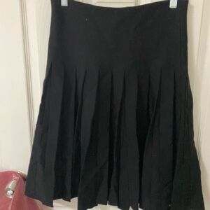 Apparalel Infinity Skirt Black Short length
